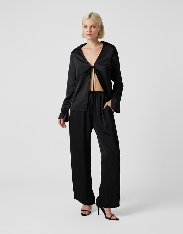 MVN - Manhattan Tie Shirt