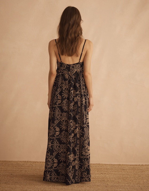 AUR OCEA - Embroidered Scoop Maxi Dress