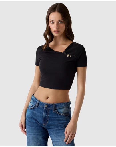 GUESS - Short Sleeve Karole Asymmetric Neck Crop Top