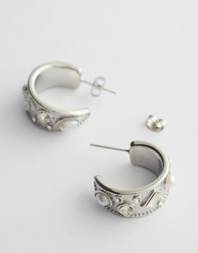 Moira Hughes - The White Label - The Jordan Hoops