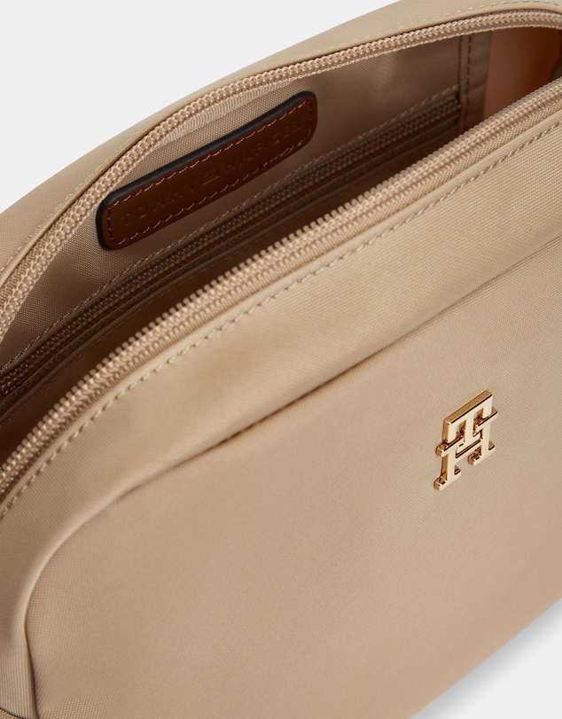 Tommy Hilfiger - Popette Camera Bag