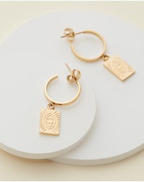 Carly Paiker - Protection Eye Hoops