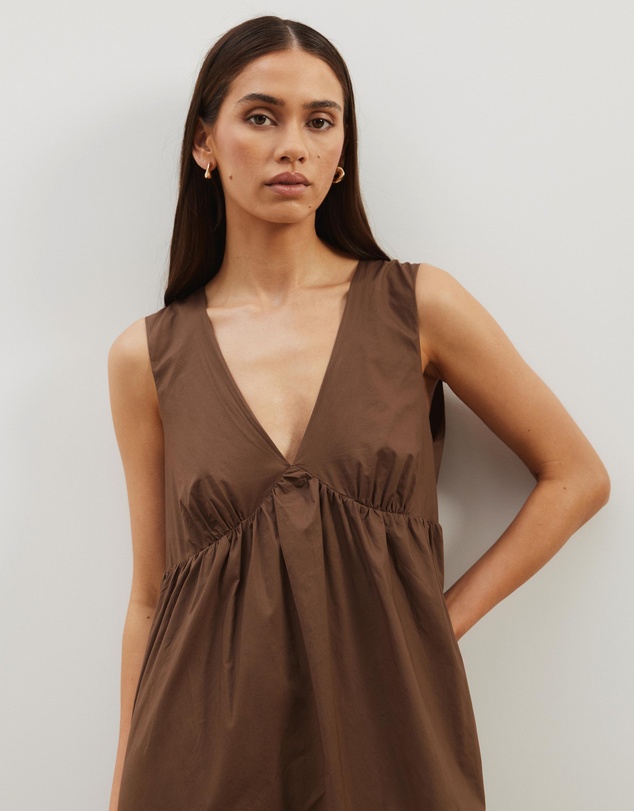 Atmos&Here - Louisa Vneck Midi Dress