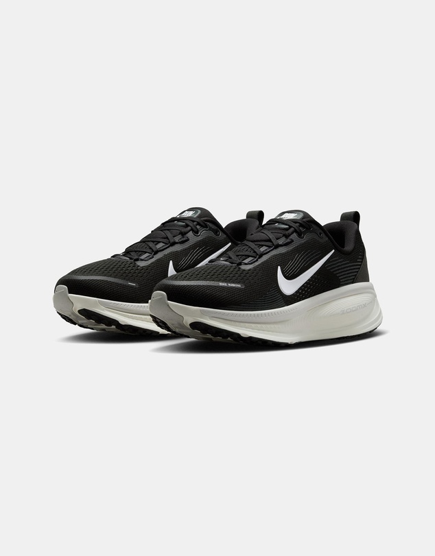 Nike - Vomero 18 - Women's