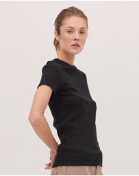 Cloth & Co. - The Ribbed Tee