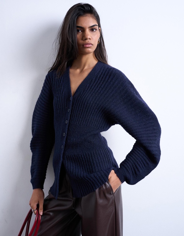 TOPSHOP - Knitted Ovoid Sleeve Cinch Cardigan
