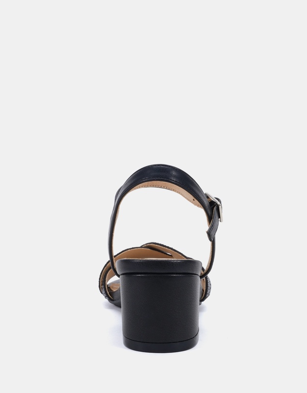 Clarks - Tilly Black