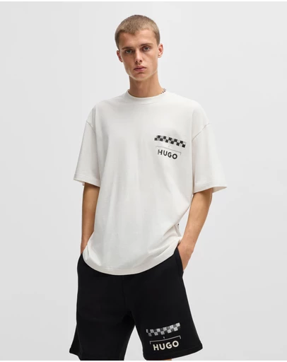 HUGO - Drallie Tee