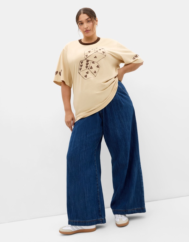 City Chic - Plus size Roll The Dice Oversized Tee - butter