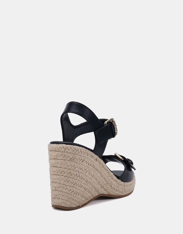 Novo - Biddle Wedges