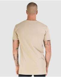 DVNT - Grand Saxon Tee