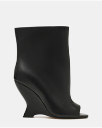 Steve Madden - Relix Black Leather Wedge Booties