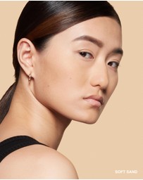 Bobbi Brown - Sheer Finish Pressed Powder
