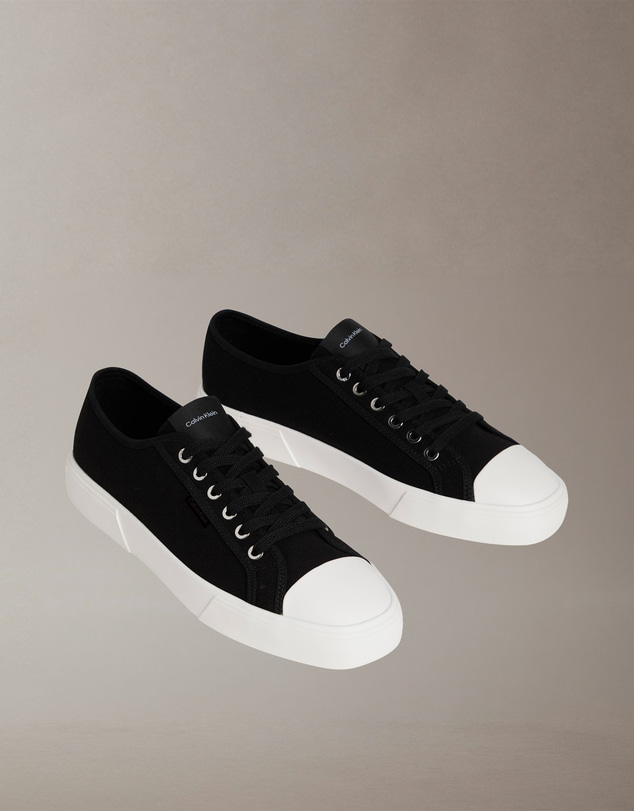 Calvin Klein - Canvas Lace Up Sneaker