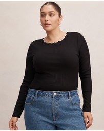 Forever New Curve - Rebecca Curve Scallop Long Sleeves Top