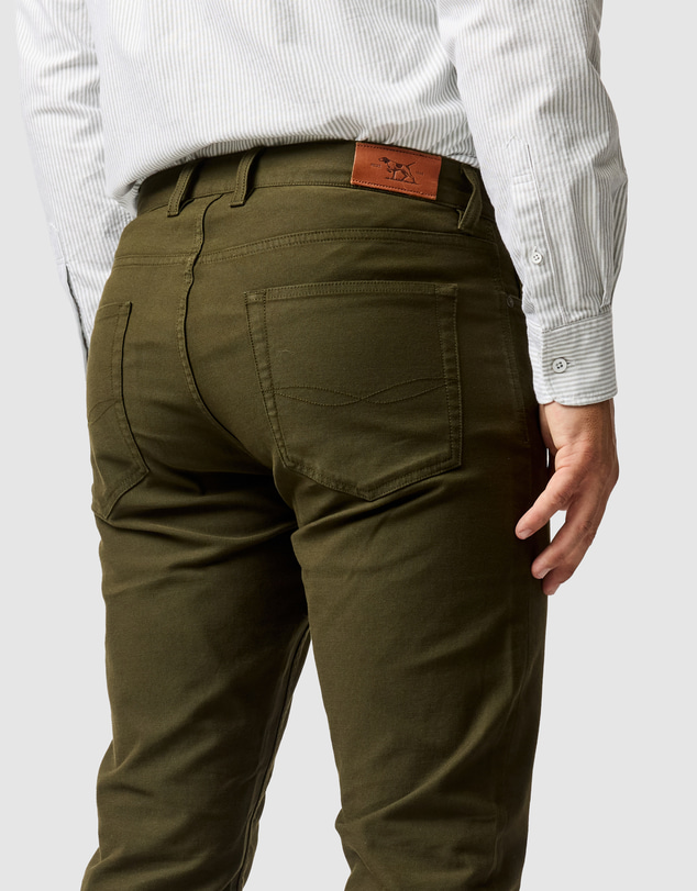 Rodd & Gunn - Motion 2 Straight Jean Short Leg