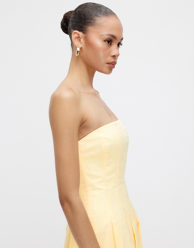 Minima Esenciales - Sableen Pleated Maxi Dress