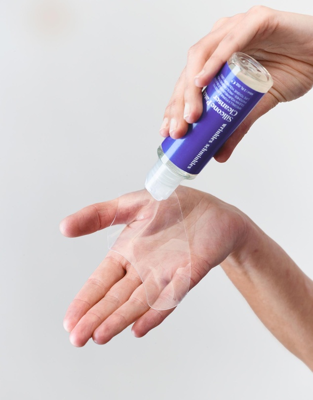 Wrinkles Schminkles - Silicone Patch Cleanser