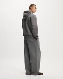 Cotton On - Super Baggy Track Pant