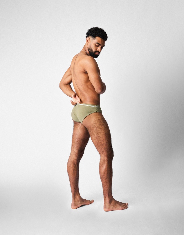 TEAMM8 - Ultra Swim Brief