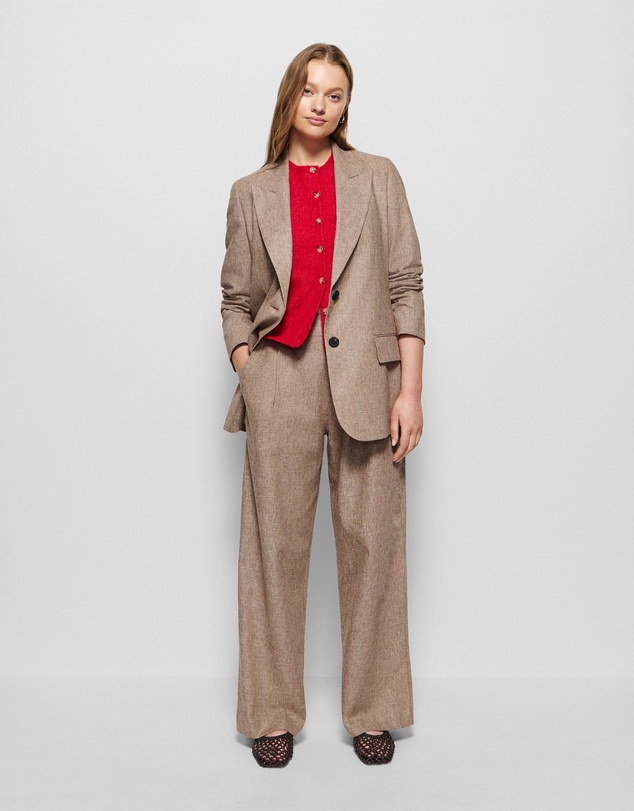 Commonry - Bethanie Blazer