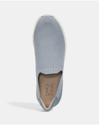 Naturalizer - Lafayette Slip-On Sneaker