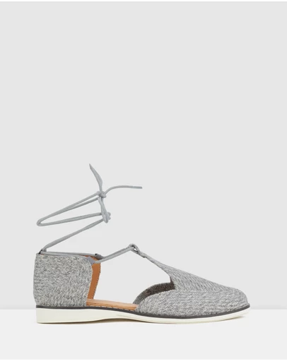 Rollie - Sidecut T-Bar Weave Shoe