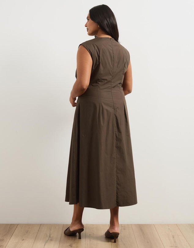 Atmos&Here Curvy - Lara Pintuck Midi Dress