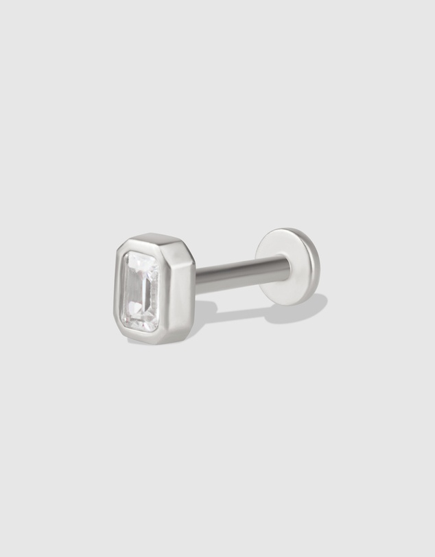 Wanderlust + Co - Emerald Bezel Silver Flat Back