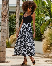 Sosandar - Fitted Crochet Cami Top Co-Ord