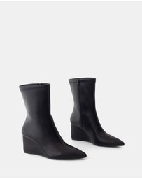 Therapy - Saviour Wedge Boots