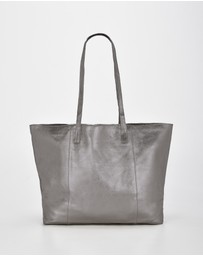 Cobb & Co - Elara Metallic Leather Tote