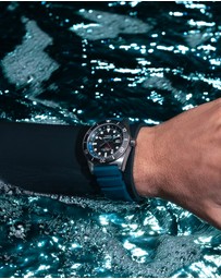 TIMEX - Deep Water Reef 200 SST Blue Dial Blue Rubber Strap