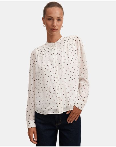 Cream Bower Spot