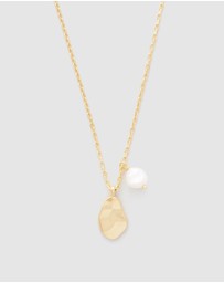 Wanderlust + Co - Pocketful Pearl Gold Necklace