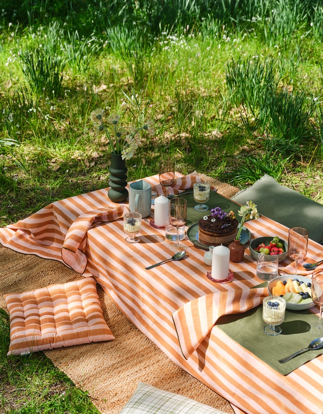 Linen House - Como Tablecloth