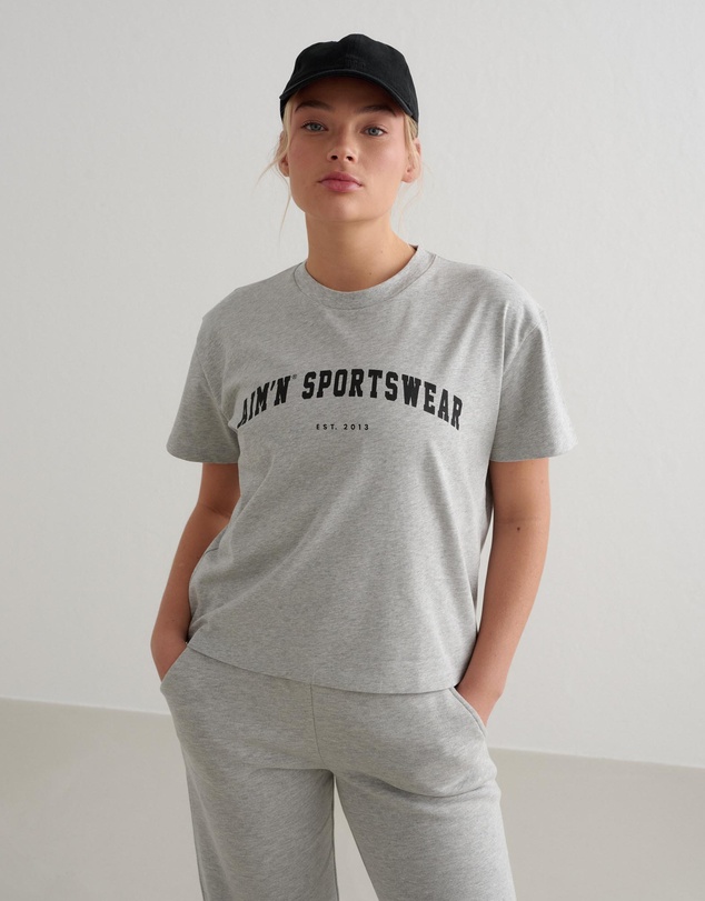 Aim'n - Varsity Boxy T-Shirt