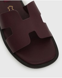 Betts - Viv Leather Flat Sandals
