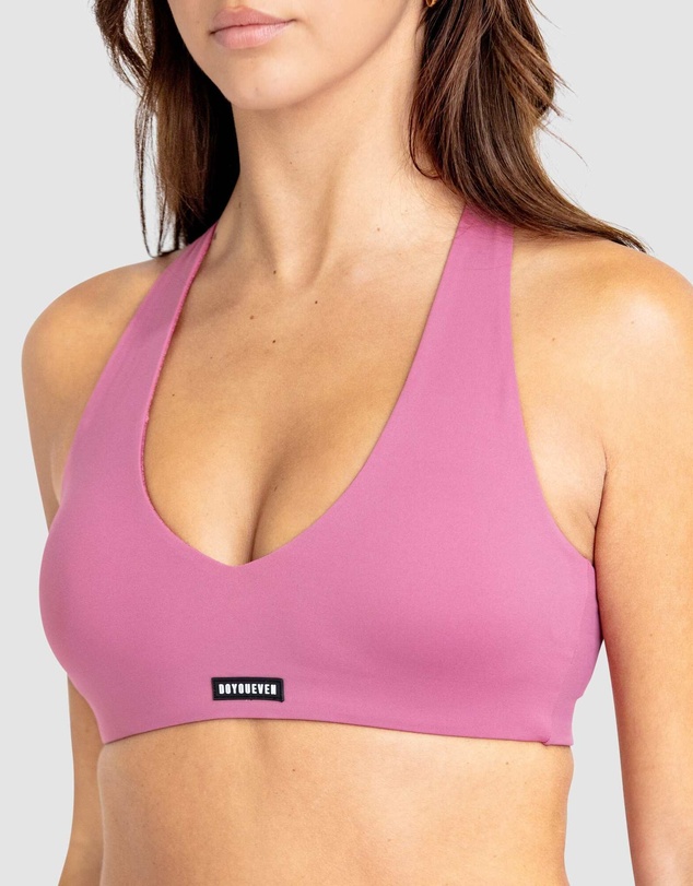 Doyoueven - Desire V-Neck Crop