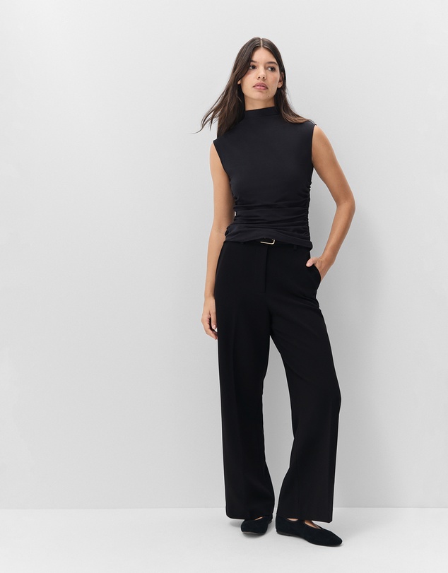 UNISON - Mock Neck Sleeveless Tee