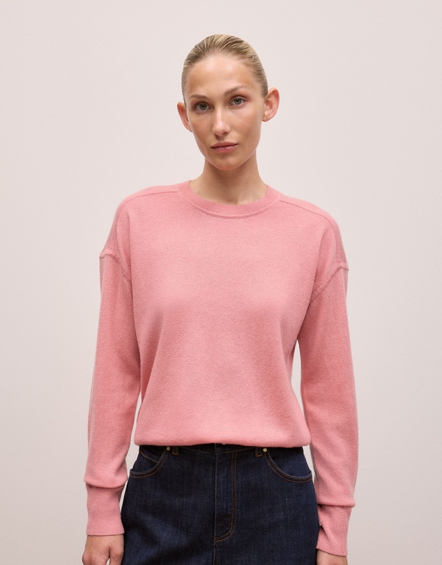 Trenery - Merino Cashmere Forward Shoulder Seam Crew in Dusty Rose
