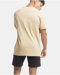 Vacancy Co - 6-Pack Vacant Tee