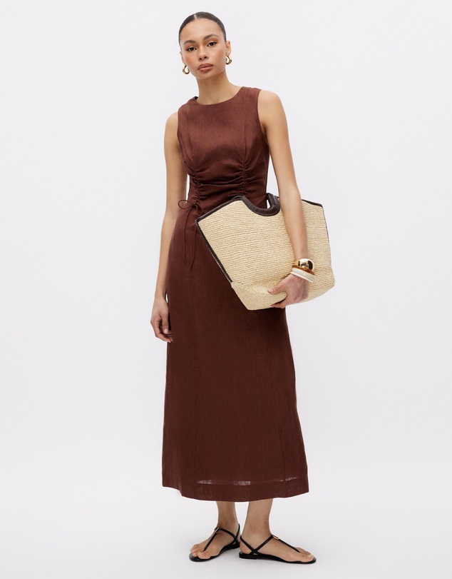 Minima Esenciales - Reyna Gathered Linen Midi Dress