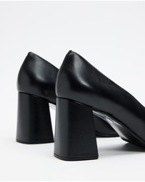 Nina Armando - Alexi Heels