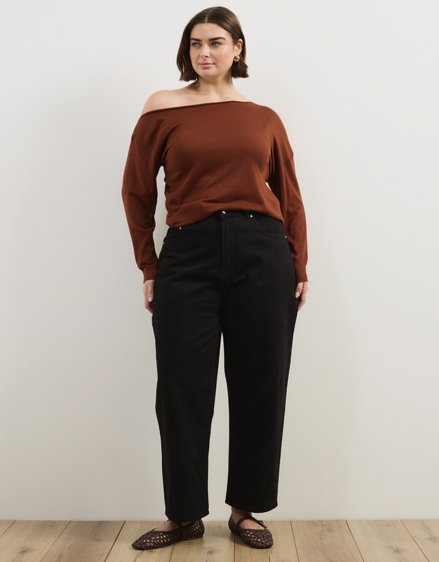 Atmos&Here Curvy - Della Off Shoulder Fine Knit Top