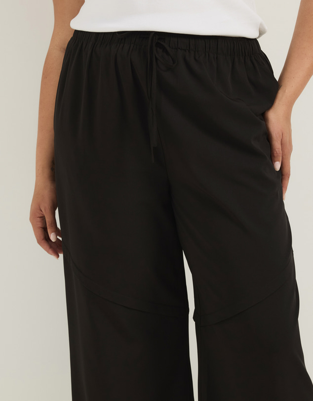 Atmos&Here Curvy - Zoe Relaxed Drawstring Pants with Seam Detail