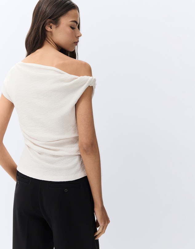 UNISON - Off Shoulder Top