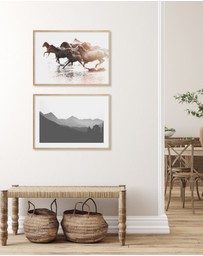 Olive et Oriel - Riviere Stallions Art Print