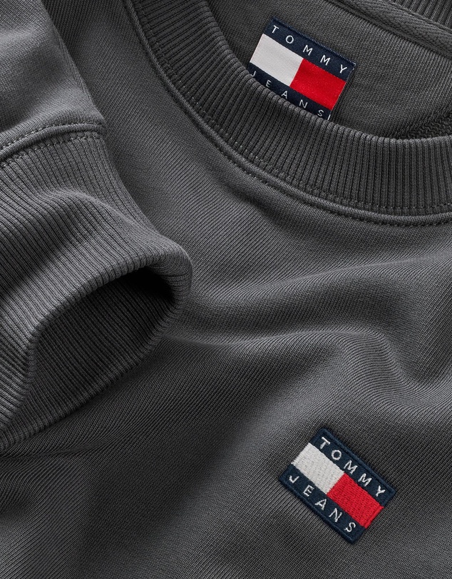 Tommy Jeans - TJ Relaxed Badge Crew Sweatshirt