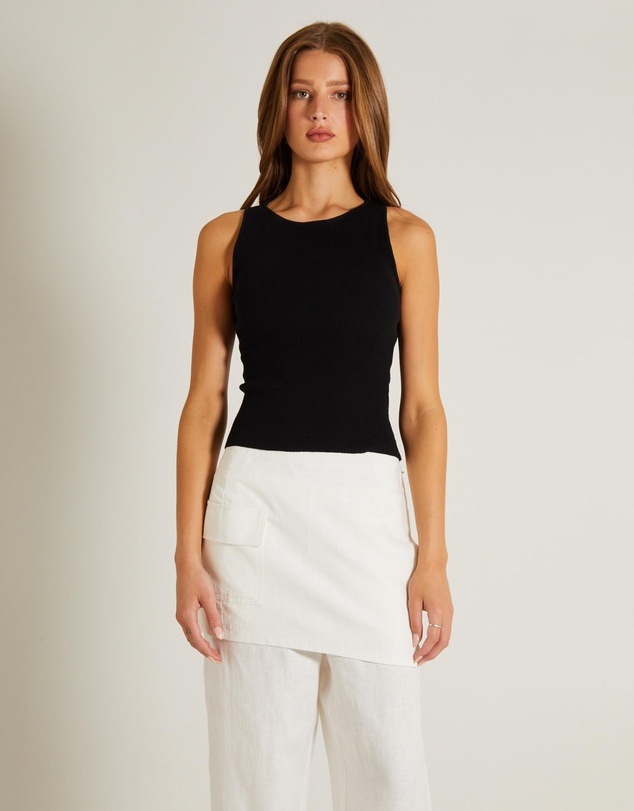 General Pants Co. Basics - Luxe Knit Slim Fit Tank Top
